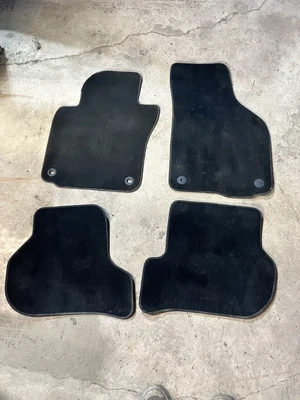 $36 • Buy 2006-2010 Mk5 Vw Jetta GTI Carpet Floor Mat Set Genuine OEM Mats Black