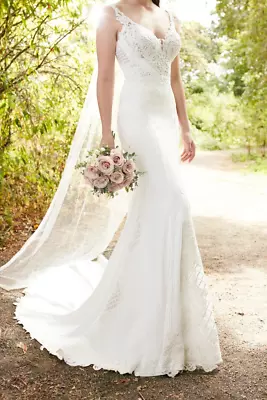 Martina Liana 862 Wedding Dress 12 Off-White Crepe Alencon Lace Open Back $3295 • $399