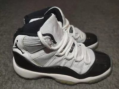 Nike Air Jordan 11 Retro GS Sneakers SZ 4Y White Black Concord 378038-100 • $74.95