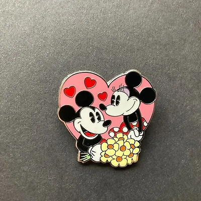 Mickey And Minnie - Couples - Heart - Mystery Disney Pin 95864 • $8