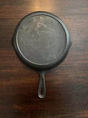 Martin No. 8 Cast Iron Skillet Stylized Hamburger Logo Circa 1920-1950 • $175