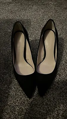 Zara Suedette Court Shoes 39  • £25