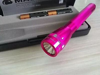 Mini Maglite Flashlight 2 Cell AA Pink With Batteries & Gift Box 104-722 M2AKYL • $23.99