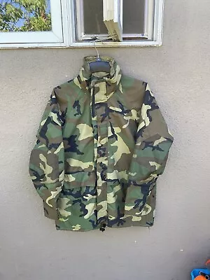 Vintage US Marine Corps Cold Weather Woodland Camo Fitted Parka Size M Medium • $145.99