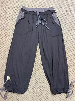  Margarita Women Sportswear Capri Black/gray Size 1 With Mesh  • $12