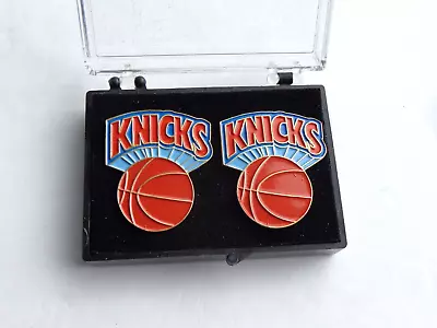 VINTAGE NBA NEW YORK KNICKS Collectors Pins Set Of 2 Pin Lot With Case #2 • $18.50