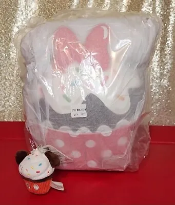 Loungefly Minnie Mouse Cupcake Mini Backpack & Plush Bag Charm BNWT In Plastic  • $90