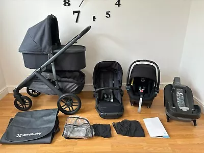 Uppababy Vista  V2 Travel System 4in1 Pushchair Pram In Jake Black Model 2021 • £599.99