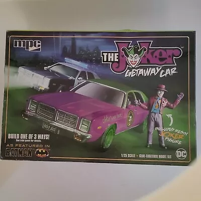 Mpc 1977 Dodge Monaco 'the Joker Getaway Car' 1/25 Model Kit #890 - Sealed Box • $24.99