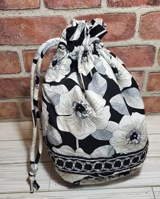 Vera Bradley Camellia Drawstring Towel Bag • $9.90