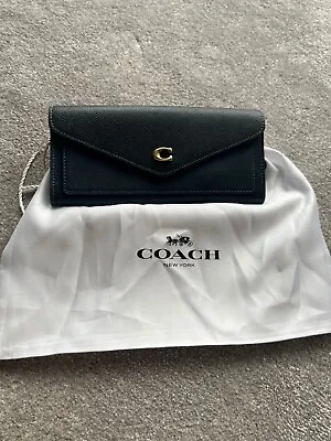 £75 • Buy Navy And Black Coach Purse