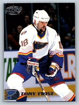 1998 Pacific #375 Tony Twist St. Louis Blues • $1.99