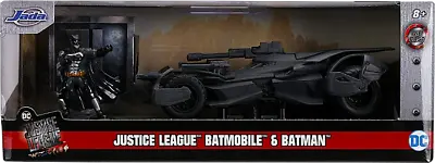 Justice League (2017) - Batmobile With Figure 1:32 Scale Hollywood Ride • $25.99