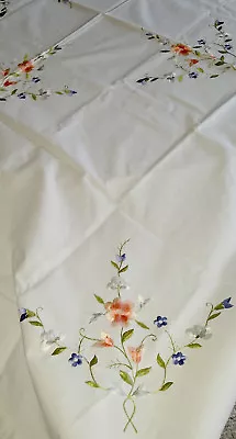 $79.90 • Buy NEW Vintage Embroidered Applique White Linen Floral Tablecloth, Square 64  X 64 