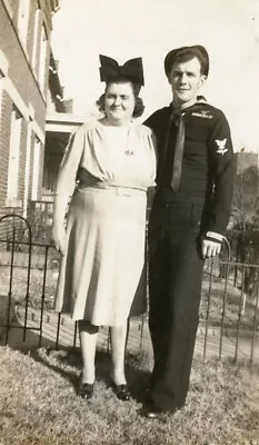 AC54 Original Vintage Photo MILITARY MAN UNIFORM WOMAN BIG BOW C 1940's • $5.50