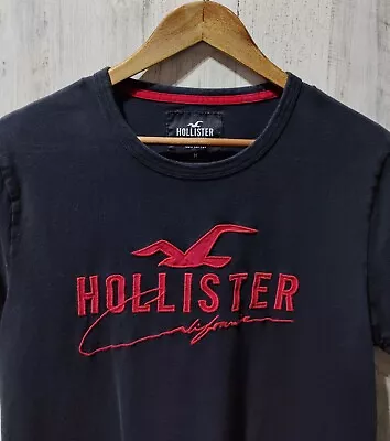 Hollister California Sewn Logo T-shirt Men's Medium Black  • $8