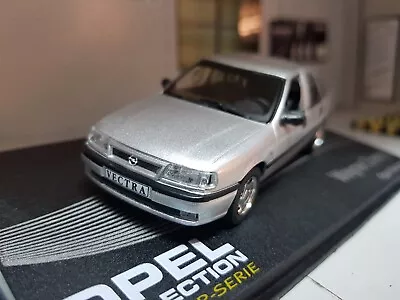 1:43 Vauxhall Cavalier Mk3 1992 Opel Vectra Wayne Cherry Scale Diecast Model Car • £35.60