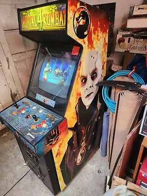 Mortal Kombat 2 Arcade Cabinet 1993 Working!!!! Midway Original  • $3500