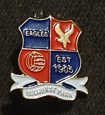 £2.50 • Buy Crystal Palace Shield Crest Pin Badge