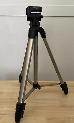 Quantaray Camera Tripod QSX 9001 Used FULLY EXTENDS 5ft • $15