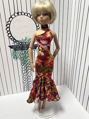 Ellowyne Wilde 16” Inch Doll Tonner Fashion Outfit - Cranberry Floral Cocktail • $18