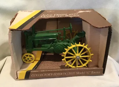 ERTL 1937 John Deere Model G Tractor. 1:16 Scale • $29.98