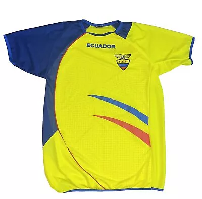 Ecuador Mens Soccer Football Shirt Size Large Top Jersey Embroidered Logo • $19