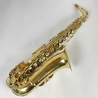 Used Vito Eb Alto Saxophone (SN: V-1933) • $595