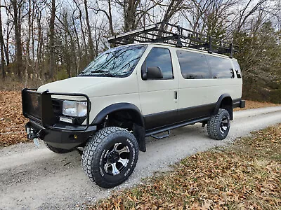 2001 Ford E-Series Van  • $35000