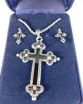 Montana Silversmith Cross Necklace And Earring Set With Case  • $62.50