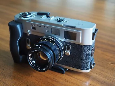 Leica M5 Ergonomic Grip READ THE DESCRIPTION (Camera &Lens Are Not Included) • $59