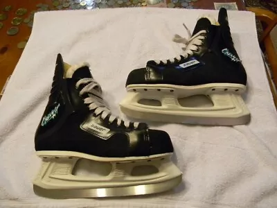 HARDLY Used BAUER HOCKEY SKATES US SKATE SIZE 7 / SHOE SZ 8.5 MINTY CANADA MADE • $39.99