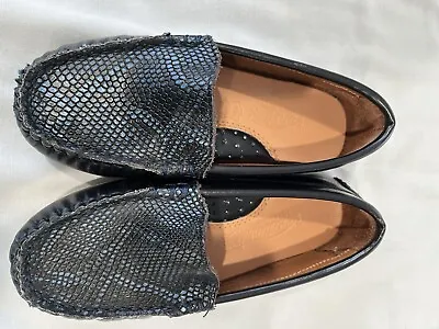 Venettini Loafers Size 27 • $29.99