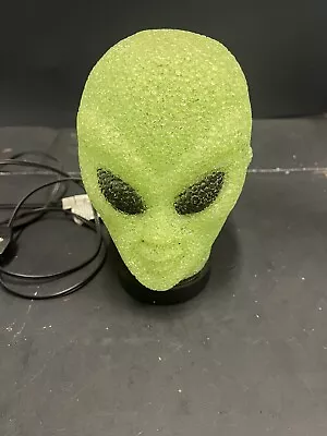 Neon Green Plastic Alien Head Lamp Night Light UFO Retro - Spencer's Gifts- 2000 • $24.99