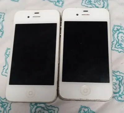 Lot Of 2 Apple IPhone 4S 16GB White Verizon A1387 CDMA + GSM • $15