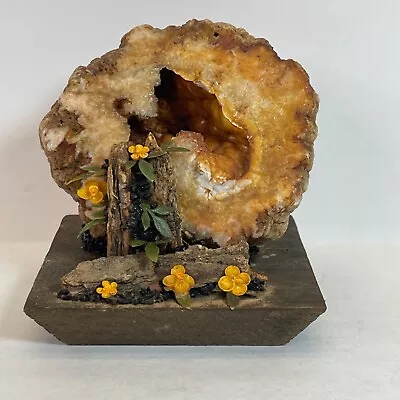 Unbranded Vintage Geode Sculpture Decor 4x4x4.5 Inch Wood Floral Accents As Is • $19.99