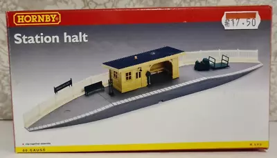 Hornby Model Train Railway Track 00 Gauge STATION HALT R590 Still In Box VGC • £35