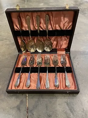 4 Victorian Silver-plate EPNS  Soup Dessert Spoons & 6 Fruit Forks & Case • $45