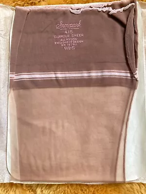 Vintage Snowpark Seamed Nylons - Size 9 1/2 S - Glamour Sheer- Very Silky • $12.50