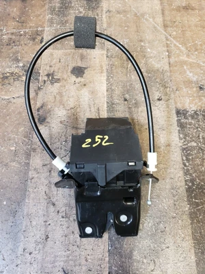 $44.99 • Buy 2003-2009 Mercedes W209 Amg Clk55 Rear Trunk Lid Lock Latch Oem A1717500085