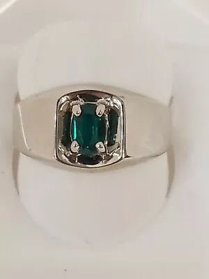 Vintage 10k White Gold /Lab Created Oval Green Emerald Men's Ring Size 7.5 • £332.97