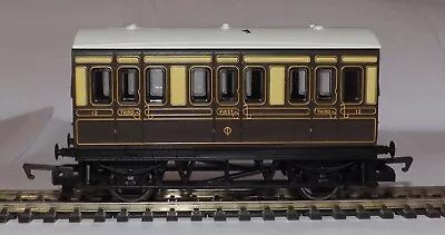 Hornby R446 Gwr Olive Four-wheel Coach • £12