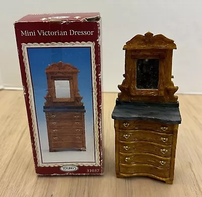 Vtg Youngs International #31037 Mini Victorian Dresser 7  Dollhouse Furniture • $17.99