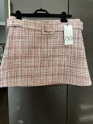 Zara Tweed Skirt • $30