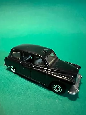 Matchbox 1986 London Taxi FX4R Doors Open 1/64 Diecast PC24. • $6.25