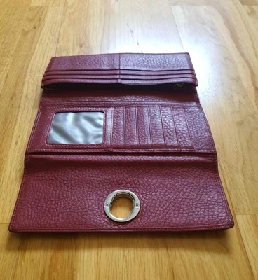 $30 • Buy Oroton Trifold Wallet - Burgundy Colour - Pre-owned 