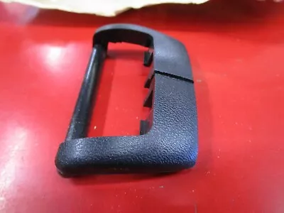 1 NOS Genuine OE GM Daewoo Black Seat Belt Rev. Arm Insert 88-93 Pontiac LeMans • $10.95