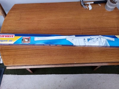 £15 • Buy FOLD AWAY WASHING LINE NEW ITEM Ideal For Camping/caravanning  Or Home Use