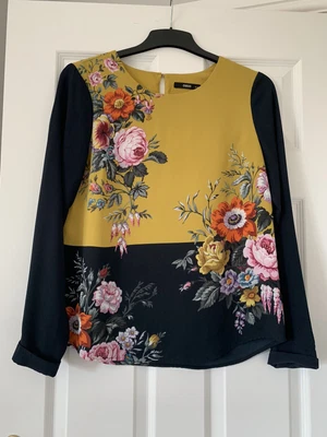 £5 • Buy Oasis Navy Blue/Mustard Floral Top Blouse Size 12 Medium Very Pretty
