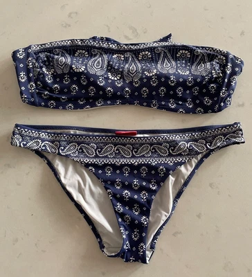 $15 • Buy Tigerlily Bandeau Bikini Size 10 Blue White Paisley Print Tie Back